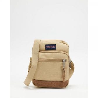 이스퀘어 4822654 JanSport Core Crossbody Bag - Travertine