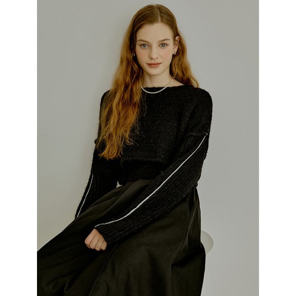 [리퍼브] Stitch line crop knit (black)