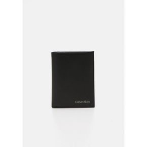 4721065 Calvin Klein SMOOTH BIFOLD - Wallet black 81030946