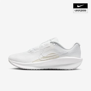 나이키 우먼스 나이키 다운시프터 13 NIKE FD6476-101