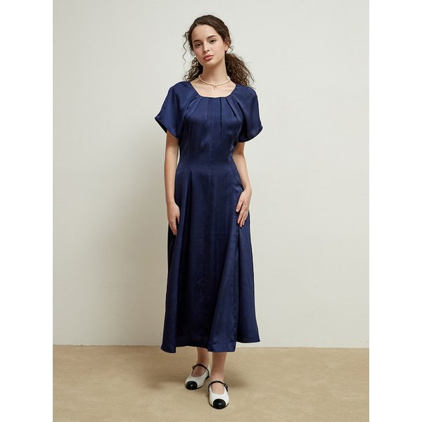 핀턱 롱 원피스 네이비 ED24S4FRD2139