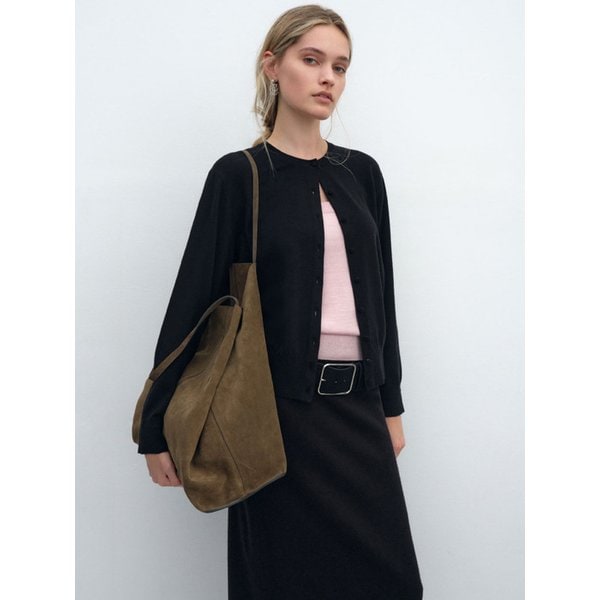 콩단추 볼륨소매 가디건_블랙