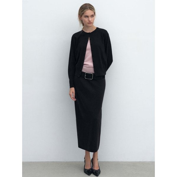 콩단추 볼륨소매 가디건_블랙