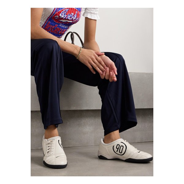 토탈 90 가죽 스니커즈 1647597358689587