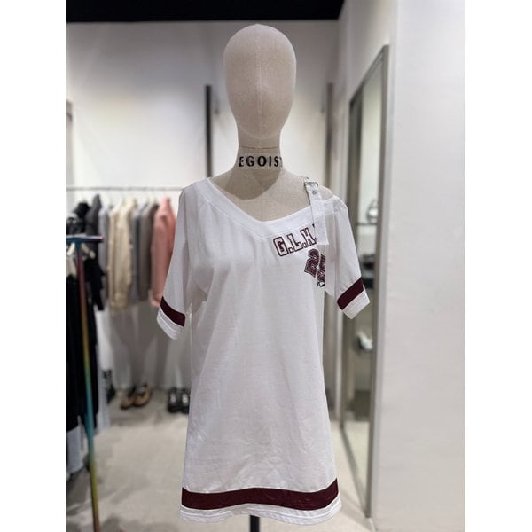 [여주점] 언발 네크라인 트임 롱 티셔츠  ER2CH563