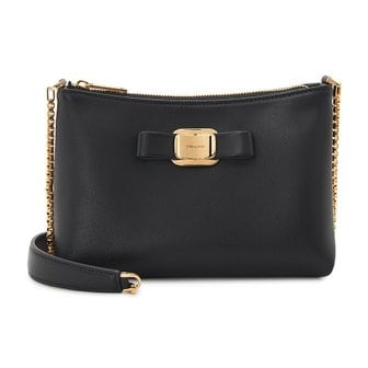 페라가모 [부산점] 스크래치 여성 체인 크로스백 22 0819 0780217