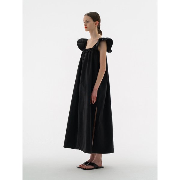 GATHER WING MAXI DRESS NOIR