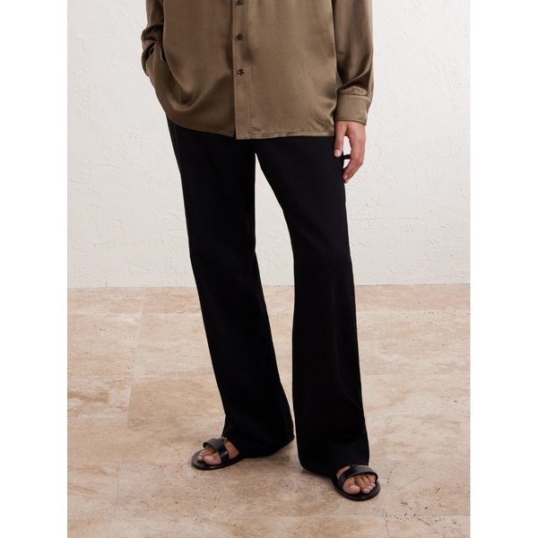 카산드라 로고 장식 가죽 샌들 46376663163071485