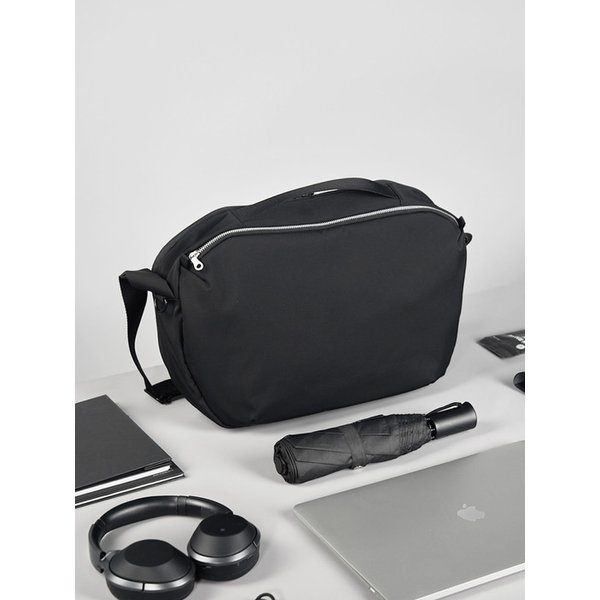 Dedekind F31 Cross Bag Black