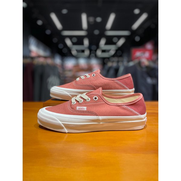 [시흥점] 남녀공용 스니커즈 LX 어센틱 44 (레드)(VN000D4YCIT)