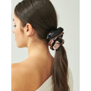 Flamingo Brown Scrunchie Hair-Band Ia128 [Black]