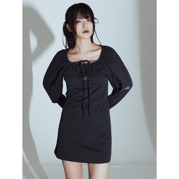 PUFF DRESS IN DARK GREY (라글란 셔링 원피스)