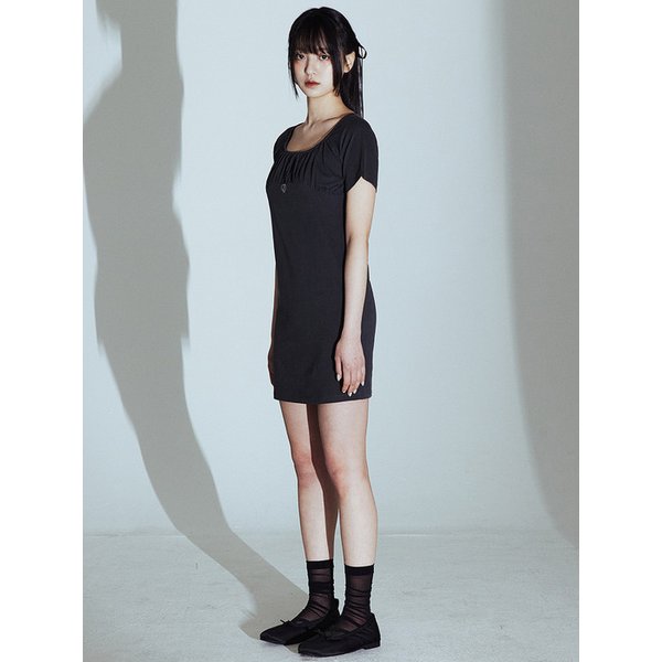 PUFF DRESS IN DARK GREY (라글란 셔링 원피스)