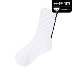 [다이나핏 공식] 남녀공용 트레이닝 세로워딩 크루삭스 YUA26S11W2 (정상가 12000)