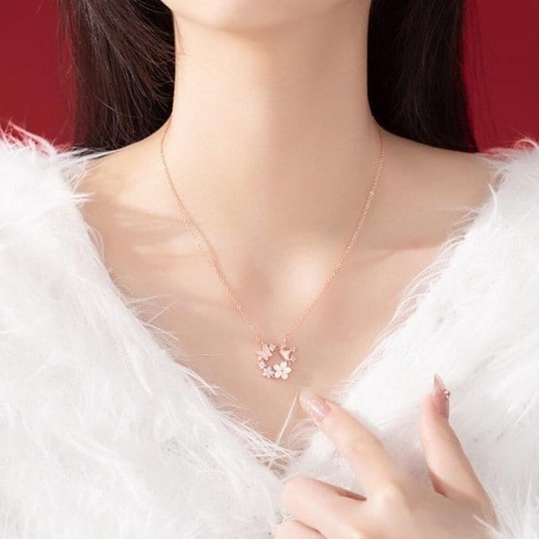 [옷자락] 여자 플라워 꽃잎 컬러 큐빅 라운드 팬던트 목걸이