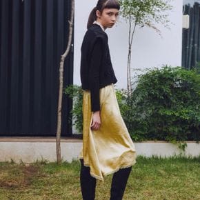 Unbalance Satin Long Skirts_Yellow