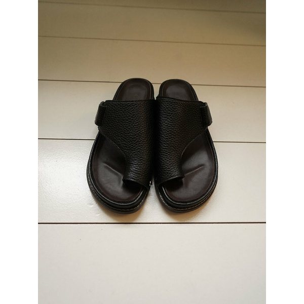 VELCRO FLIP-FLOPS IN BLACK