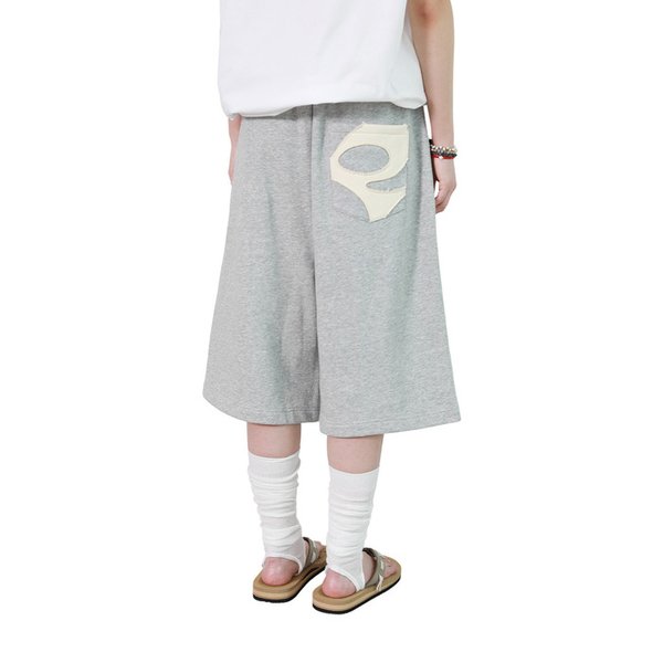 PCE APPLIQUE BERMUDA SWEAT PANTS (GREY)