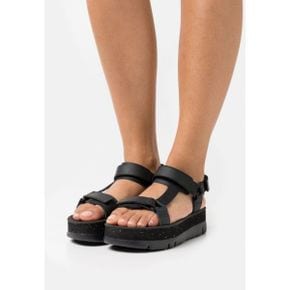 4352072 Camper ORUGA UP - Platform sandals black