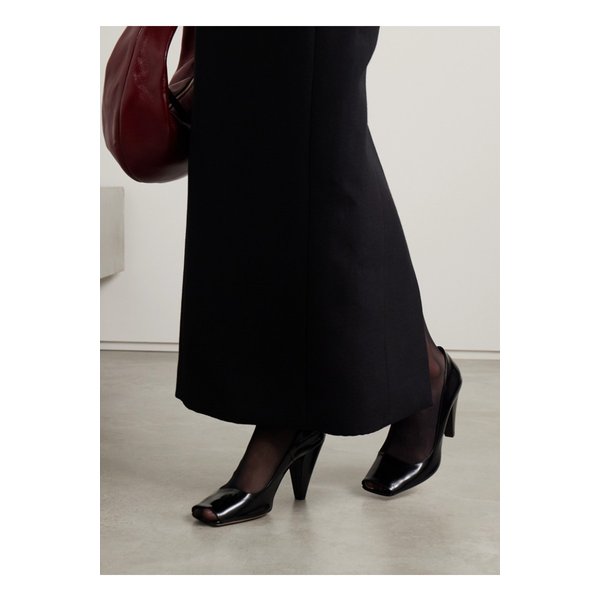 시더 글로스 가죽 펌프스 블랙 1647597343663466