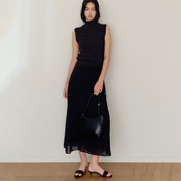 킨더살몬 Lucius Gored Skirt Black