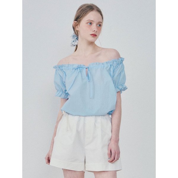 오프숄더 스트랩 블라우스_Sky