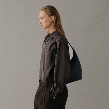 로서울 Medium Around hobo bag Black