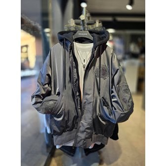 더블제이디 [시흥점] 베어자수 후드레이어드 오리털점퍼(남녀공용)/JGZZ63903CH