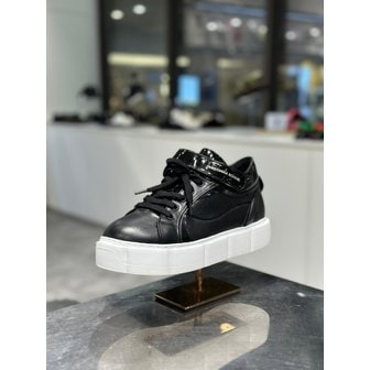 슈콤마보니 [파주점] Velcro sneakers(black)  DG4DA22514BLK