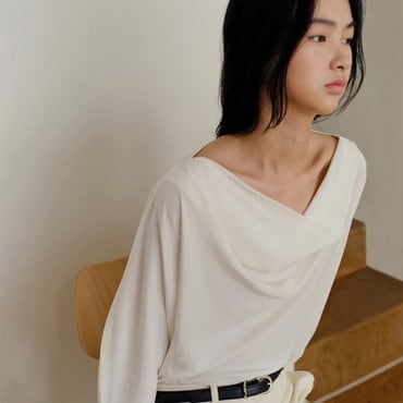 킨더살몬 Edith Draped Top Ivory