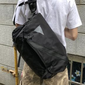 크로스 버클 메신저 남성 가방
