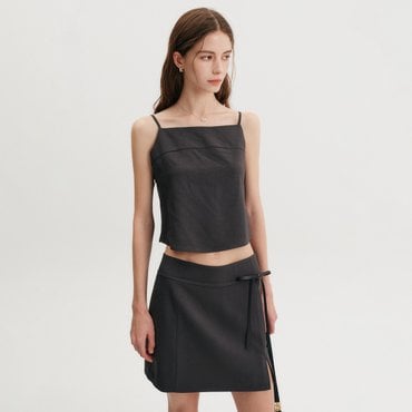 룩캐스트 세나 슬림 슬리브리스 세트 탑_차콜 / SENNA SLIM SLEEVELESS SET TOP_CHARCOAL