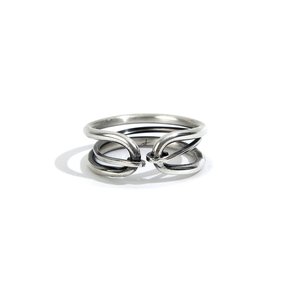 SEWN SWEN SILVER LINE LINK TWISTED RING