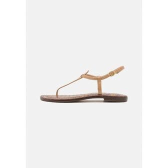 이스퀘어 5066071 Sam Edelman GIGI - T-bar sandals almond