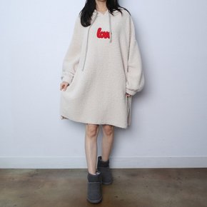양털 러브 후듵 롱원피스