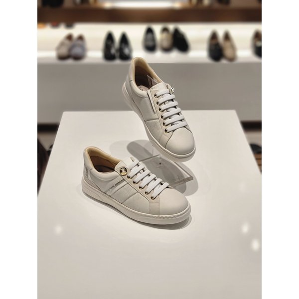 [부산점] 여성 경량 스니커즈sbflf05140(hs35)