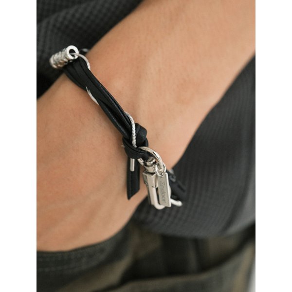 Steel & Thread bracelet (leather black)