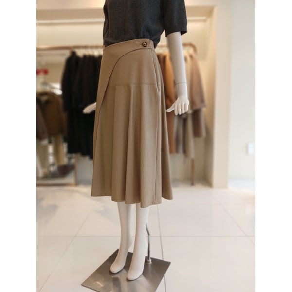 [여주점] 씨씨콜렉트 A라인페이크레더스커트 E261msd105