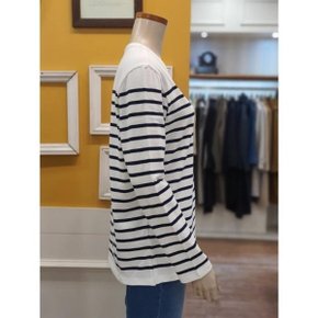 BCBG 세이브존01 로고 줄무늬 티셔츠 B4A2X418