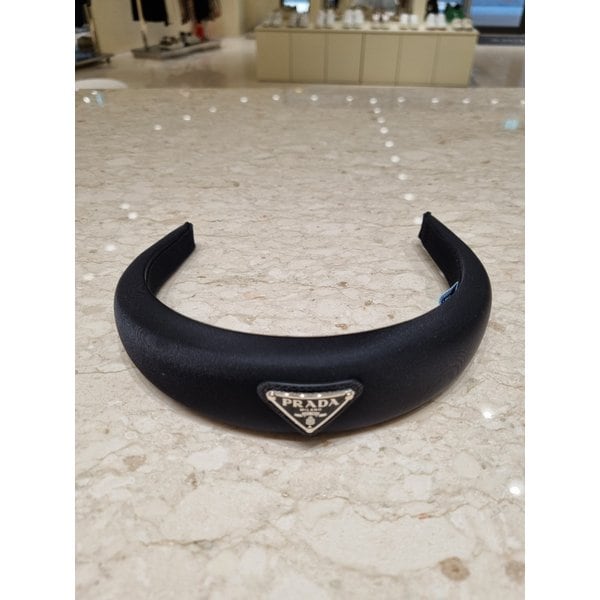 [부산점] [프라다] 여성 삼각로고 헤어밴드  1IH019-2DMI-F0002
