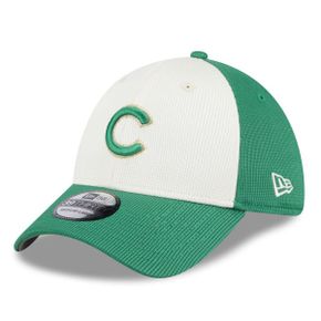 4366499 New Era Mens White/Green Chicago Cubs 2024 St. Patricks Day 39THIRTY Flex Fit Hat