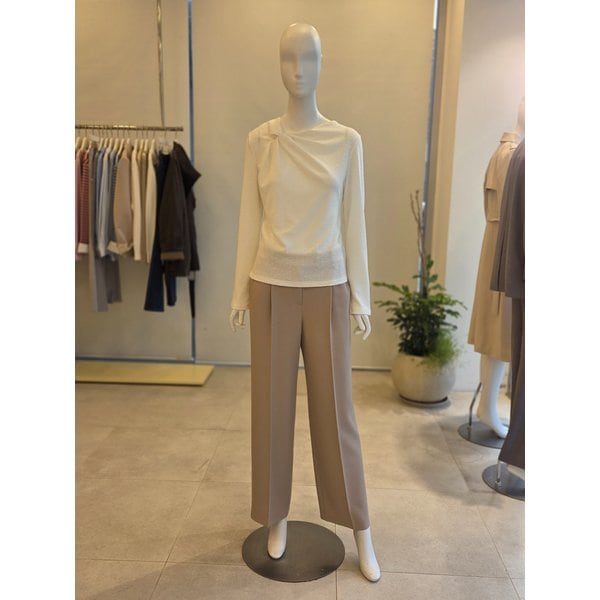 [여주점] [더 아이잗] 여성 스판 언밸런스 트위스트 티셔츠(IS2M0TS701)