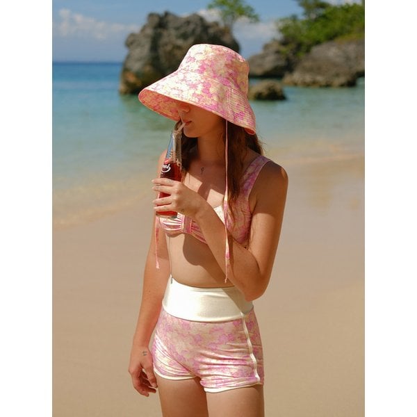 High-rise Dolphin Shorts, Coral Blossom