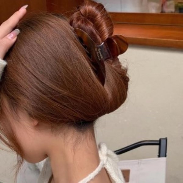 [옷자락] 여성 심플 볼륨업 고정력 올림머리 집게핀