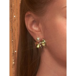 romantic holiday ribbon earring