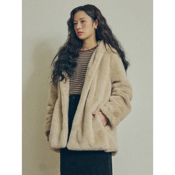 고급이 퍼 후드 하프 코트 (3COL) Y5O018