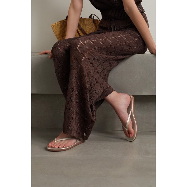 사이오나라 메탈릭 가죽 플립플랍 골드 33258524072592767