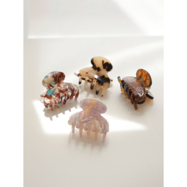 Celluloid Point Pattern Hairpin Bh0711