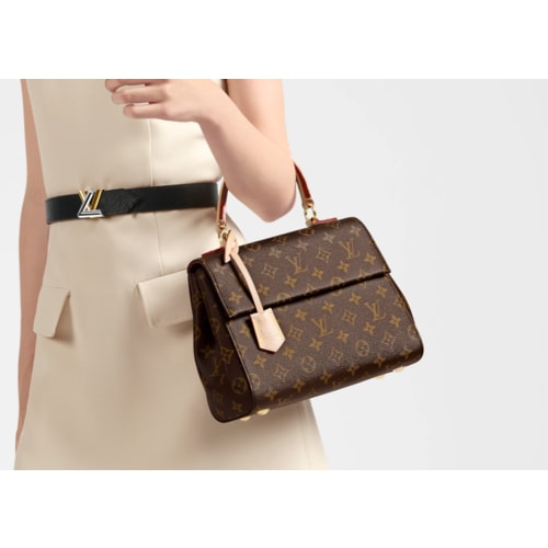 Shop Louis Vuitton DOUBLE V 2022-23FW Double Zip Pochette (M69203