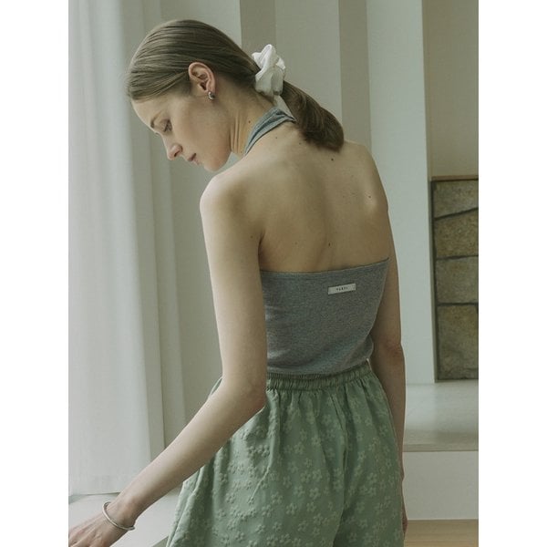 [Cotton 100%] Back Label Halter Sleeveless Top (gray)